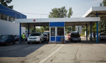 Пограничники выявили молдаванина, который пытался пересечь границу на исключенном из обращения авто.