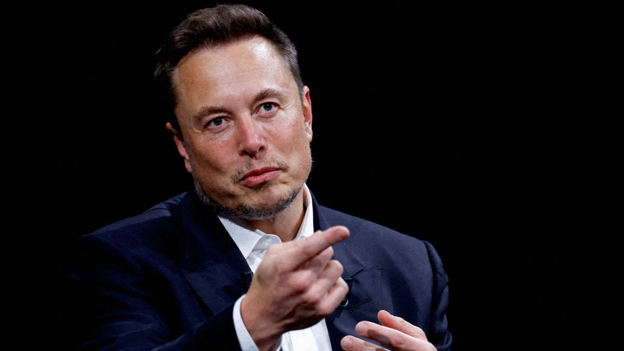 FT: Musk vrea să obțină demisia premierului Regatului Unit, Keir Starmer.