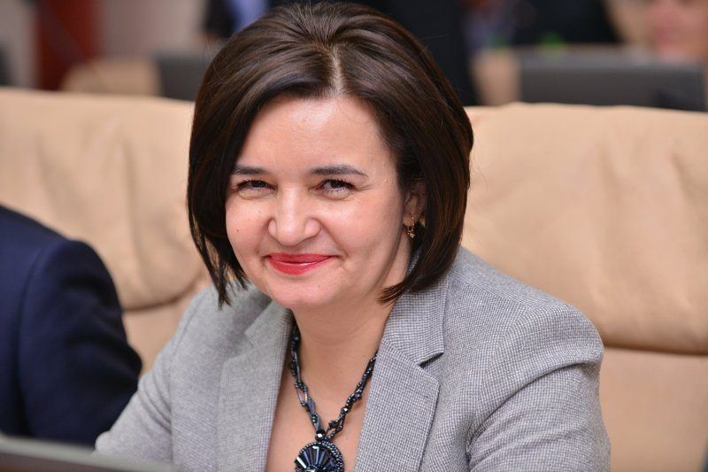 Министр просвещения, культуры и исследований Моника Бабук. 