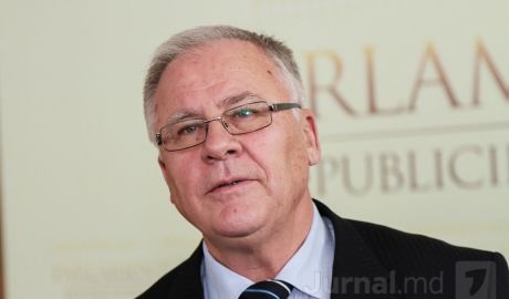 Diacov, către Dodon: De ce nu a protestat atunci când americanii au construit traseul Sărăteni – Soroca și au finanțat micul business?