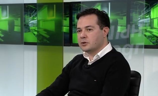 Почему все население страны изучает историю семипроцентного меньшинства, задается вопросом Валерий Осталеп.
