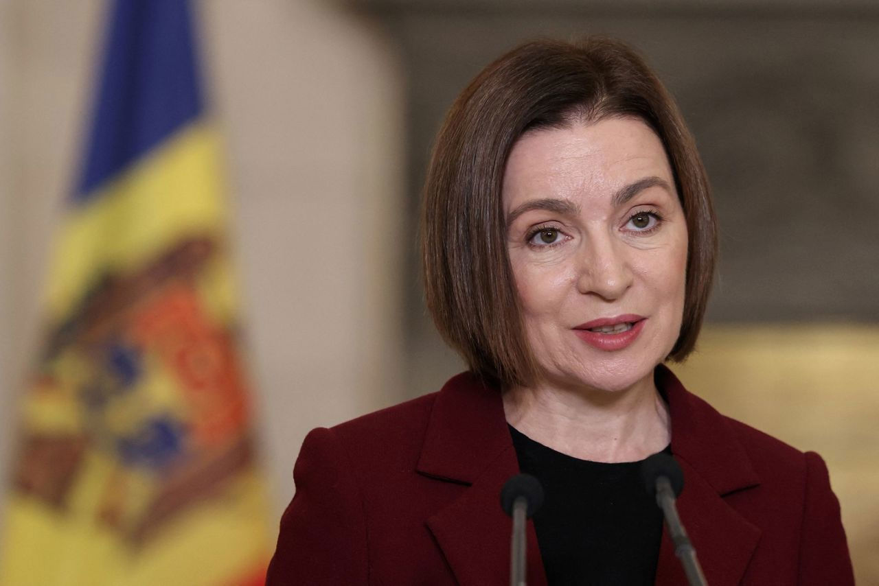 Санду об атаках по Украине: Это военные преступления, Молдова их безоговорочно осуждает.