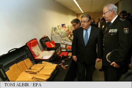 Polițiștii au confiscat, la Barcelona, 331 de kg de heroină de mare puritate. Foto: EPA