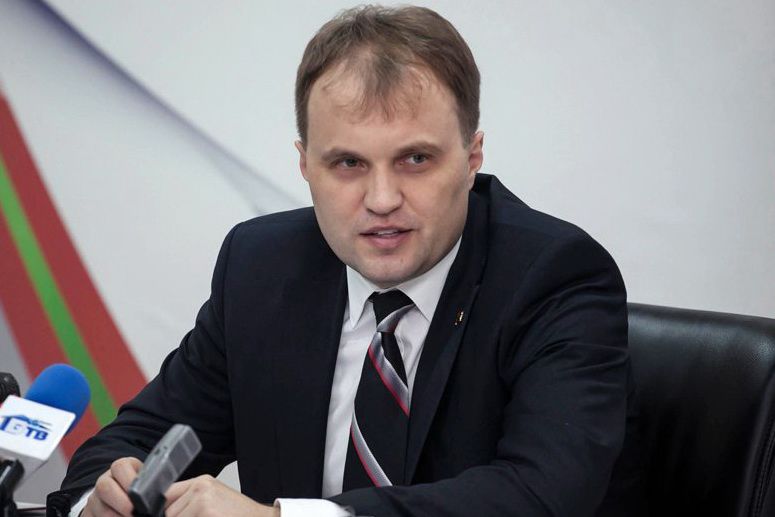 Шевчук видит отношения с соседними странами добрососедскими и дружественными.