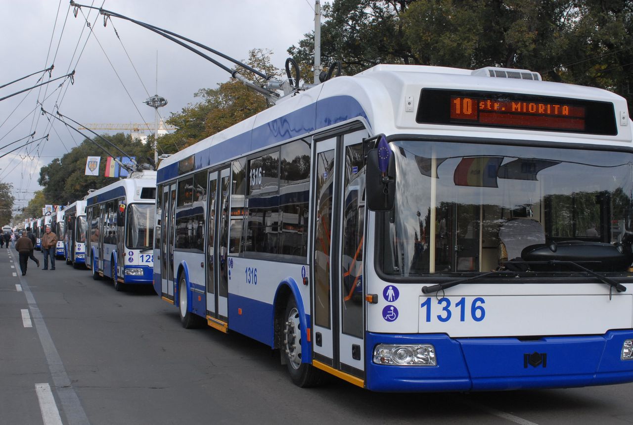 Taxarea electronică din transportul public ar duce la economisirea anuală a 30 de milioane de lei. Foto: rtec.md