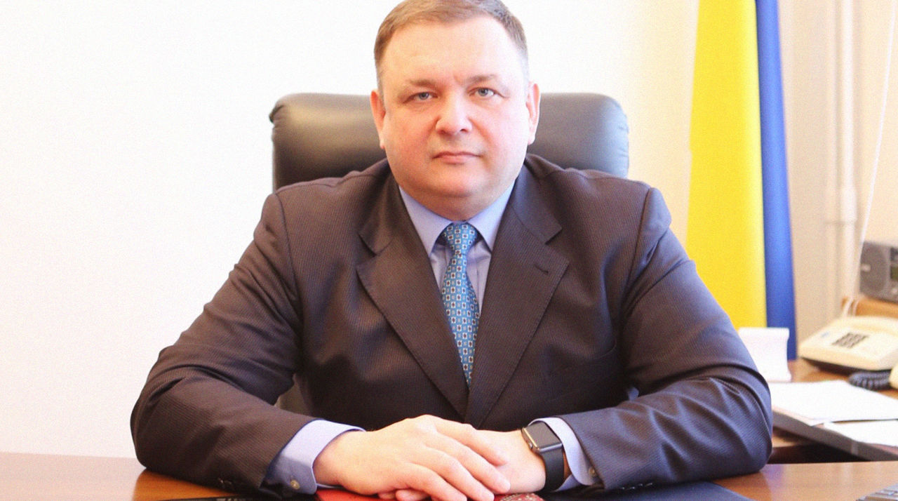 Уволенный глава КС Украины заявил о госперевороте.