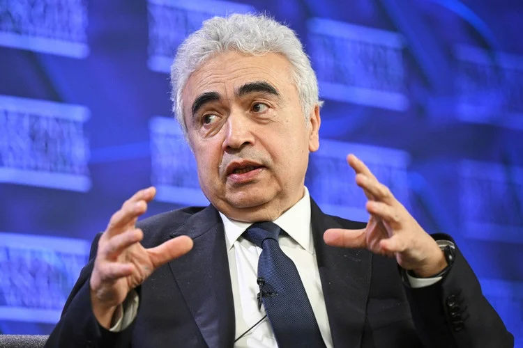Agenția Internațională pentru Energie avertizează asupra celei mai mari crize din cauza războiului din Iran.