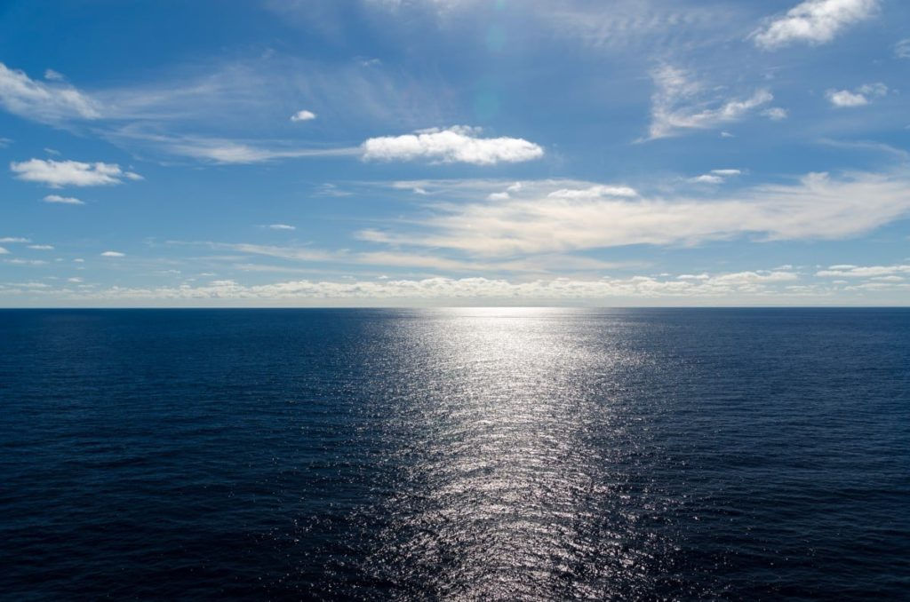 Атлантический океан прогрелся до рекордно высокой температуры за 42 года