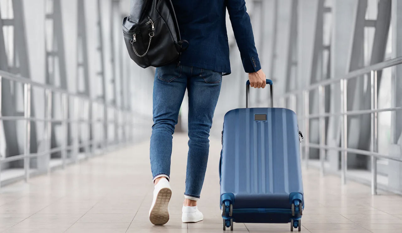 В Германии уточнили положения закона о согласовании выезда за границу для мужчин.