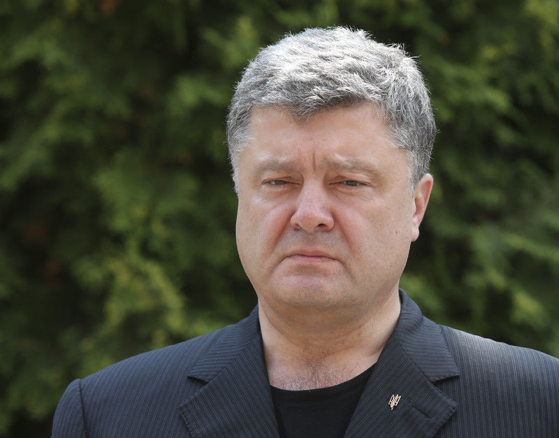 Порошенко: НАТО сообщает о рекордном числе войск РФ у границ.