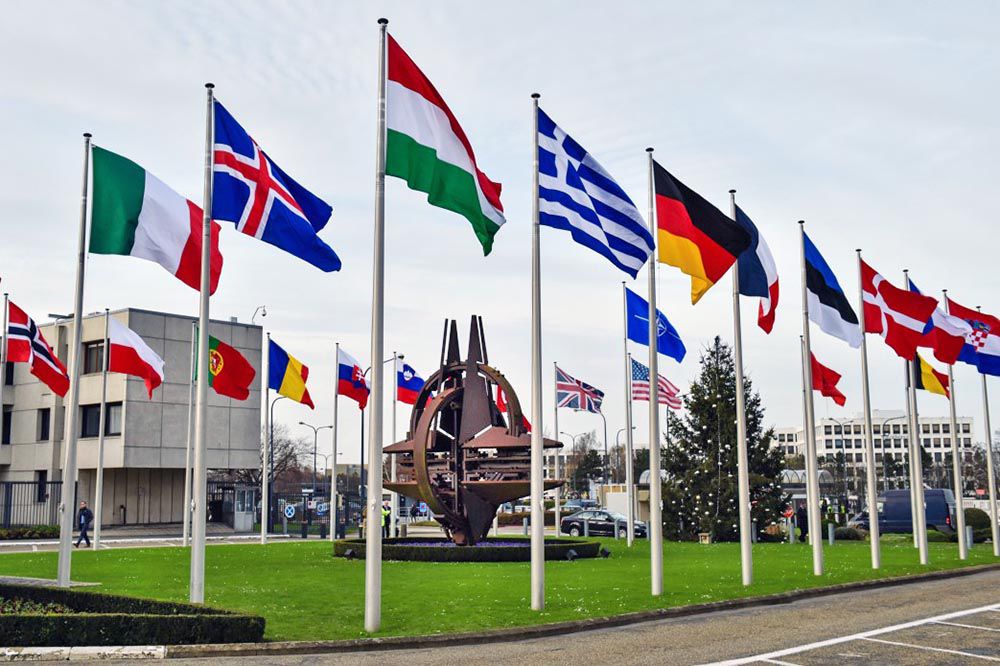 Британия обратится к НАТО с предложением увеличить расходы на оборону.