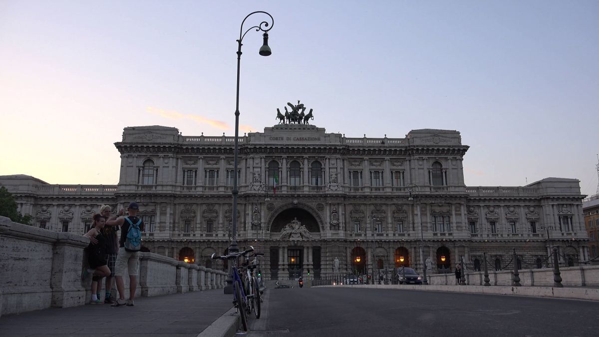 Un italian a scăpat de detenție pe viață pentru omorul fiului.