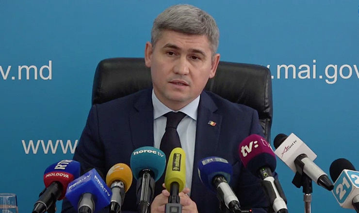 Министр уточнил, что с начала 2017 года в национальный инспекторат патрулирования поступило 116 жалоб на сотрудников.