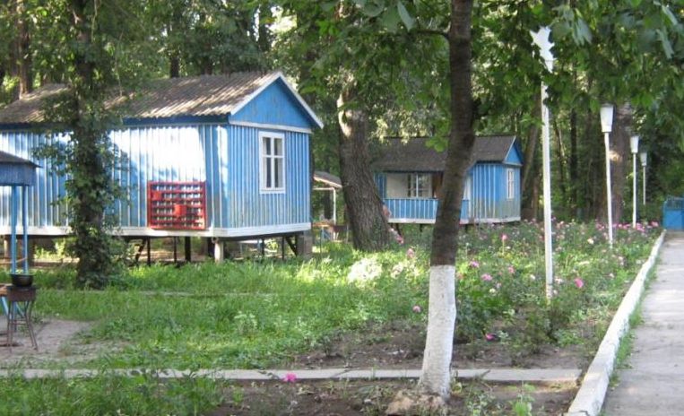 Самые низкие цены можно встретить в пансионатах, оставшихся еще с советских времен.
