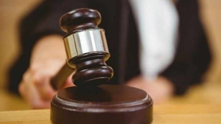 Замглавы Хынчештской криминальной полиции и владельцу местного комплекса отдыха ранее дали 30 суток предварительного ареста.