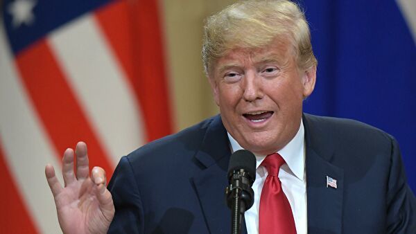 Трамп заявил, что готов быть первым, кому в США введут вакцину от коронавируса.