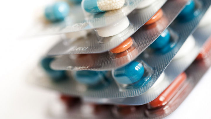 Vând antibiotice fără reţete: Zeci de farmacişti, amendați