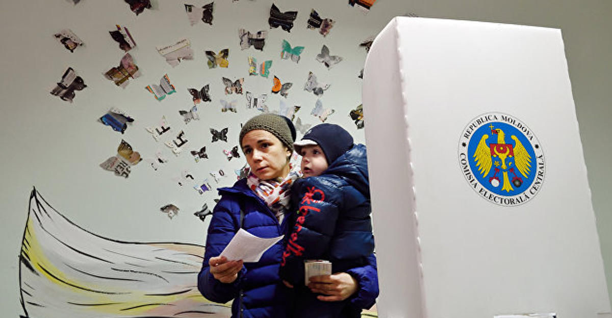 Второй тур президентских выборов в Молдове 13 ноября прошли правильно и без каких-либо нарушений.
