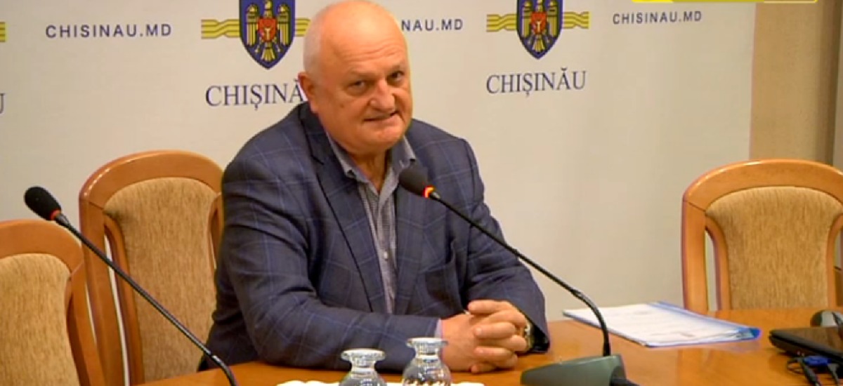 Procuratura a solicitat suspendarea din funcție a secretarului CMC. Foto: CrimeMoldova