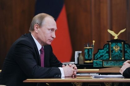 Путин заявил, что американские спецслужбы помогали боевикам в Чечне и игнорировали связанные с этим протесты Москвы. 