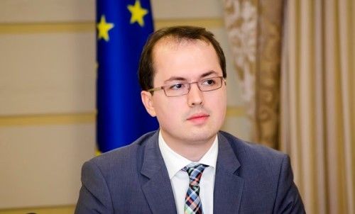Andi Cristea apreciază asistenţa financiară acordată Republicii Moldova. Foto: ipn.md
