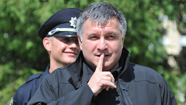 Глава МВД Украины Аваков является одним из лидеров партии "Народный фронт".