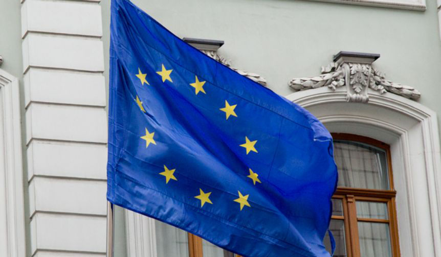 СМИ: ЕС одобрил соглашение с Киевом о передаче Украине секретной информации.