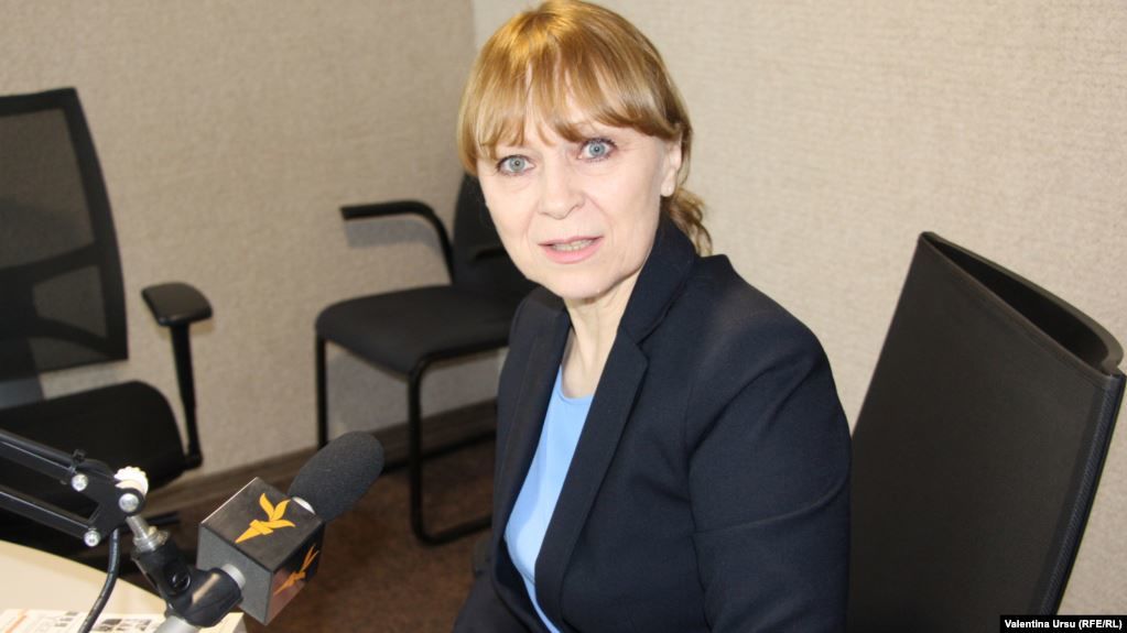 Лекарства от чесотки и педикулеза срочно отправят во все медпункты страны.