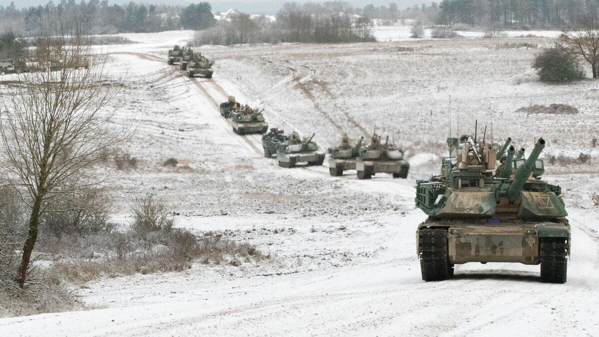Рядом с границей Молдовы прошли учения Румынии и США с танками Abrams.