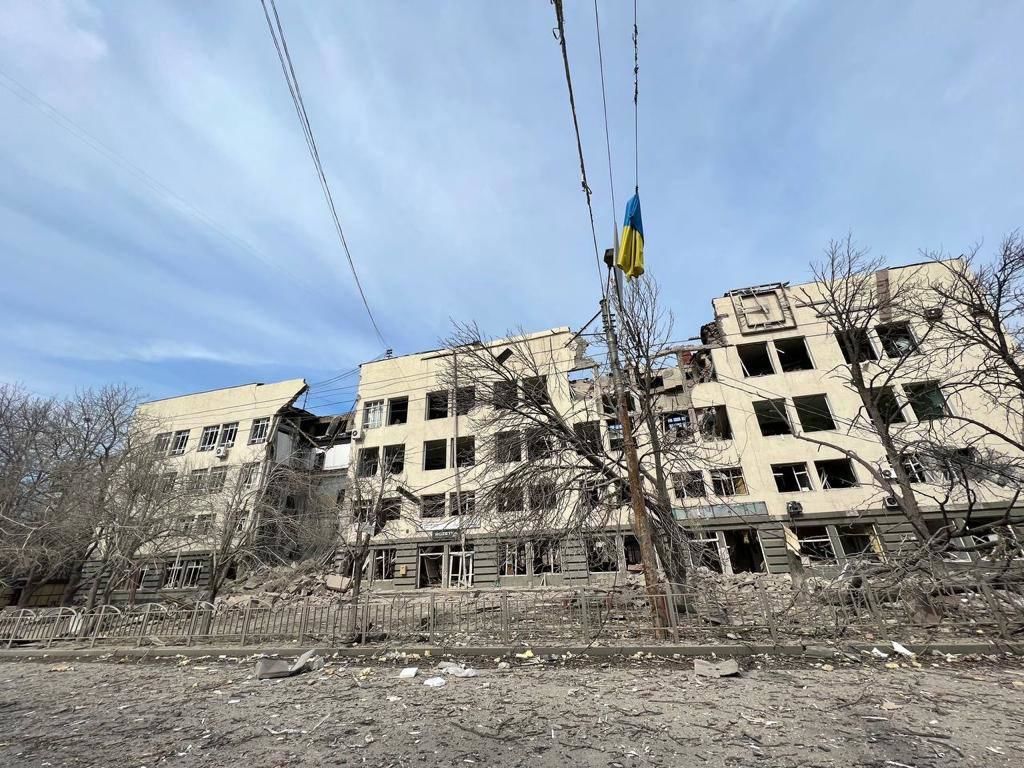 Минобороны Украины: Мариуполь мы не отдадим.