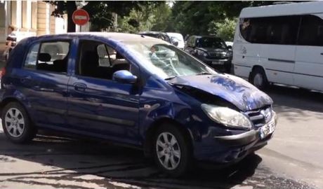 Un minor a urcat la volan si a provocat un accident. Foto: jurnal.md