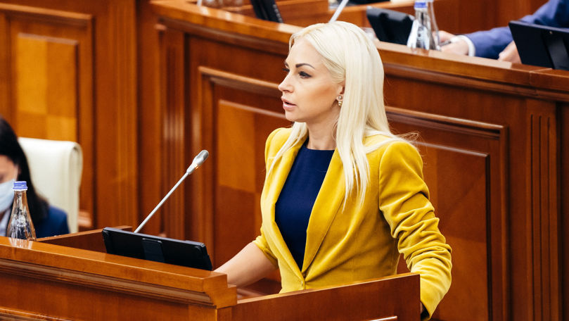 Прокуратура запретила Марине Таубер покидать страну.
