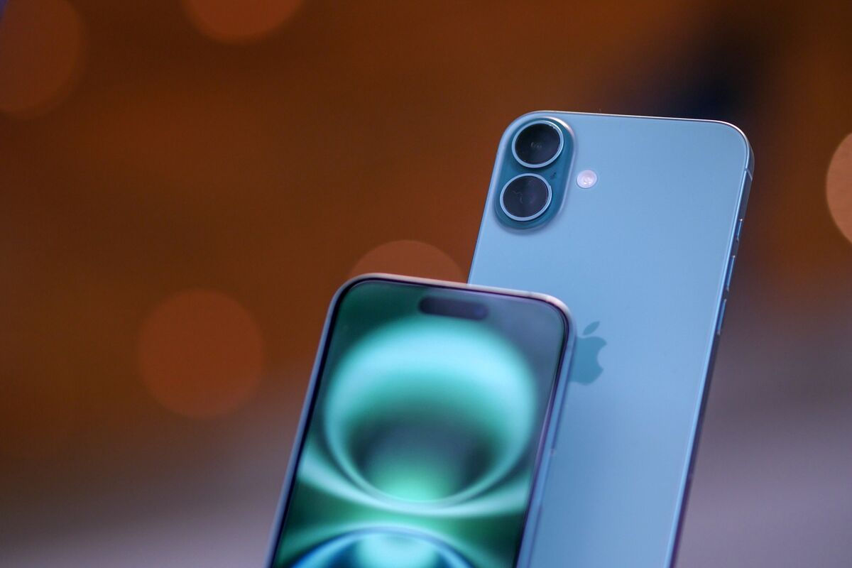 Bloomberg: Apple планирует добавить поддержку Starlink в iPhone.