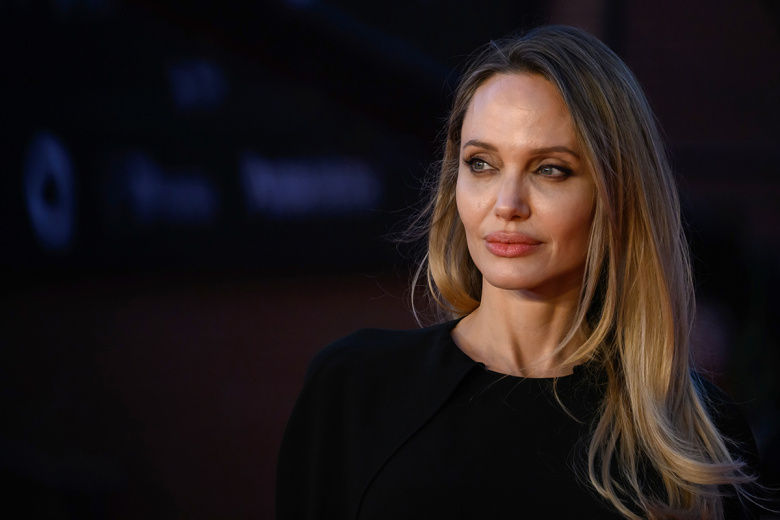 Angelina Jolie se pregătește să părăsească Hollywood-ul pentru a începe un nou capitol.