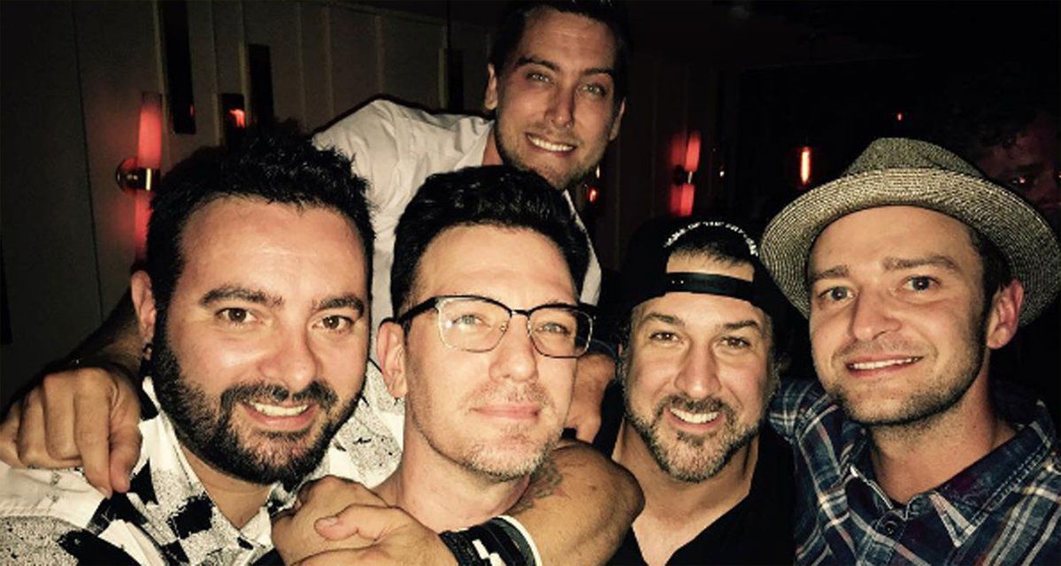 Группа NSYNC ненадолго воссоединилась.
