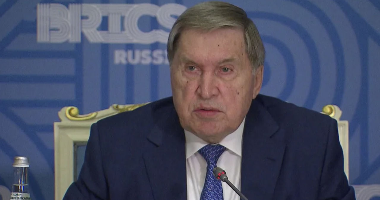 Ușakov, despre întâlnirea lui Putin cu Zelenski: Îl invităm la Moscova și îi vom oferi siguranța.