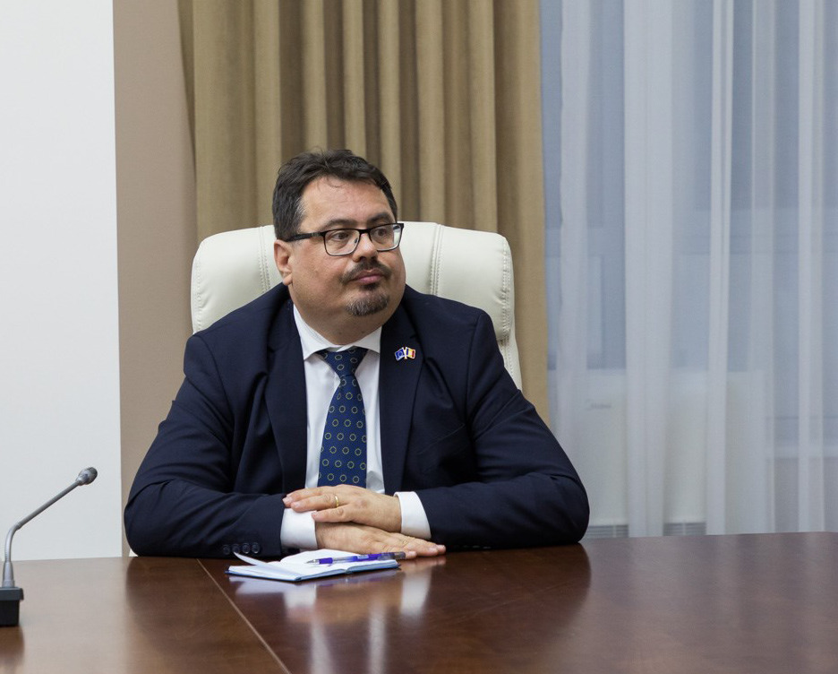 Глава представительства ЕС в Кишиневе Петер Михалко.