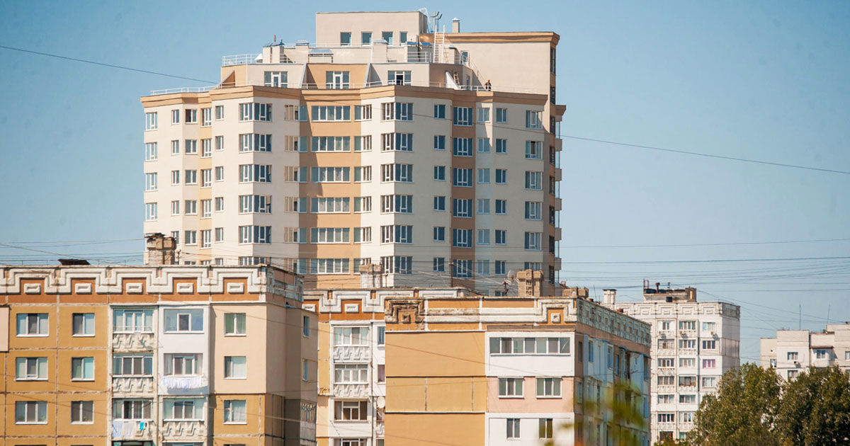 Numărul tranzacțiilor imobiliare a scăzut cu 65% în Capitală: Oamenii nu își pot permite o locuință.