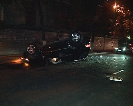 În urma accidentului, nimeni nu a avut de suferit.
