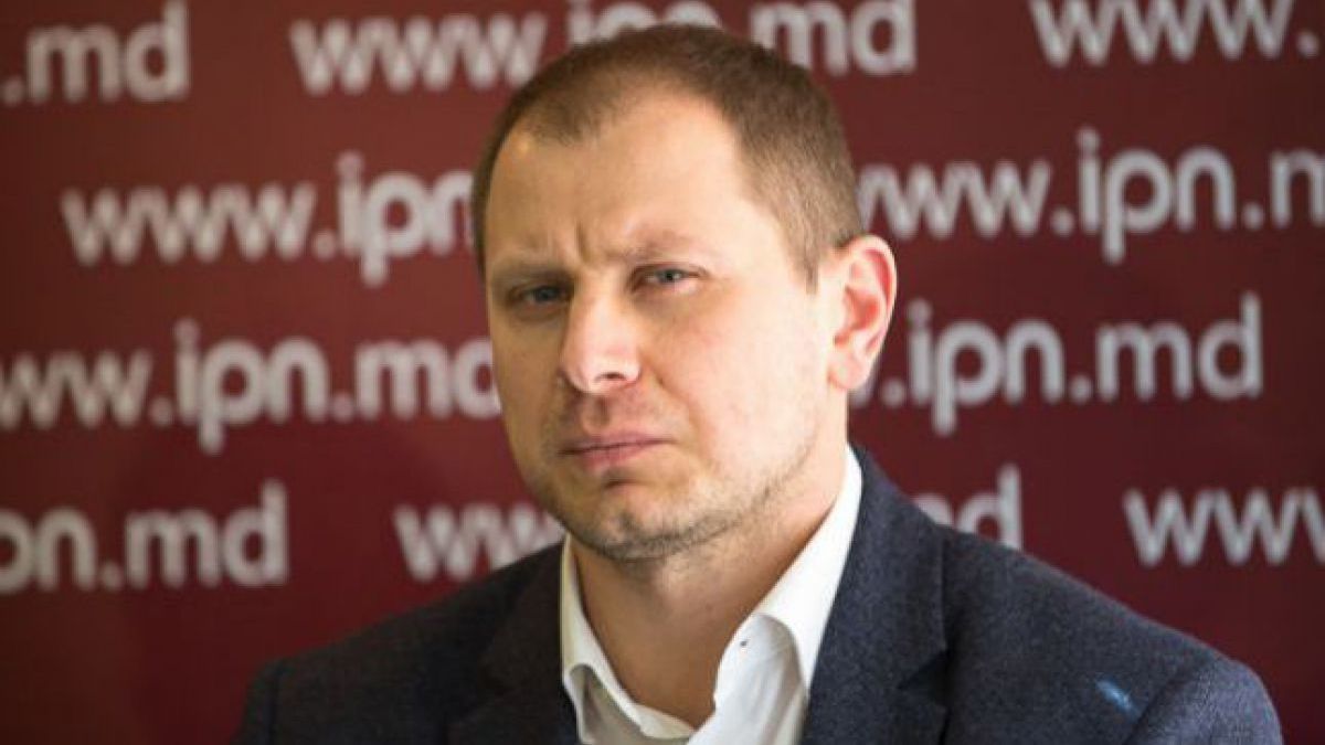 Эксперт в области общественной политики Штефан Глигор.