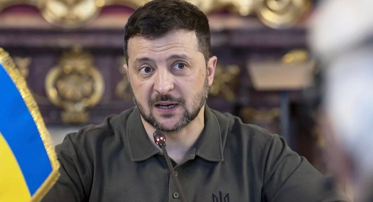 Zelenski: Putin va încerca să atragă Belarusul în război.