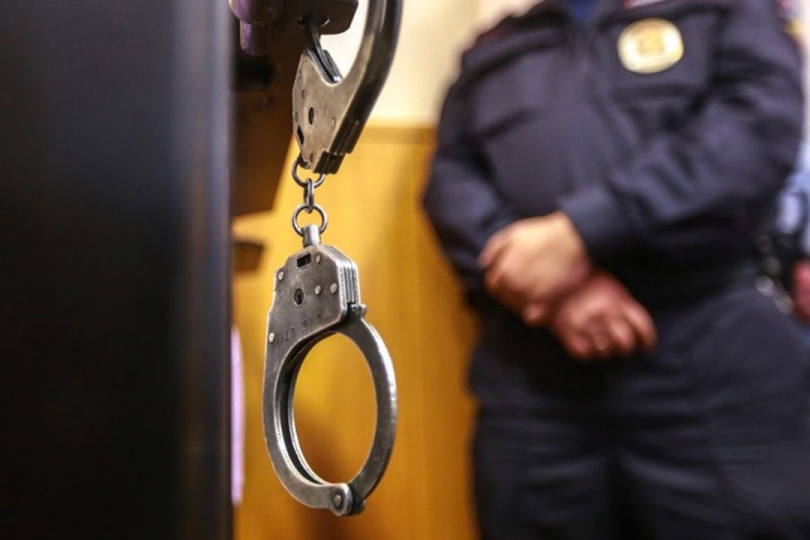 В Кантемире священник насиловал падчерицу и оставил ее беременной.