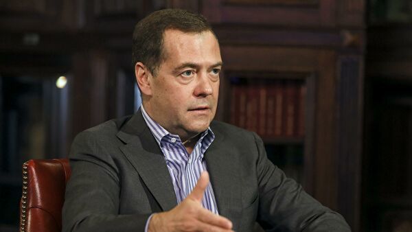 Медведев не уверен, что источник происхождения COVID-19 установят.