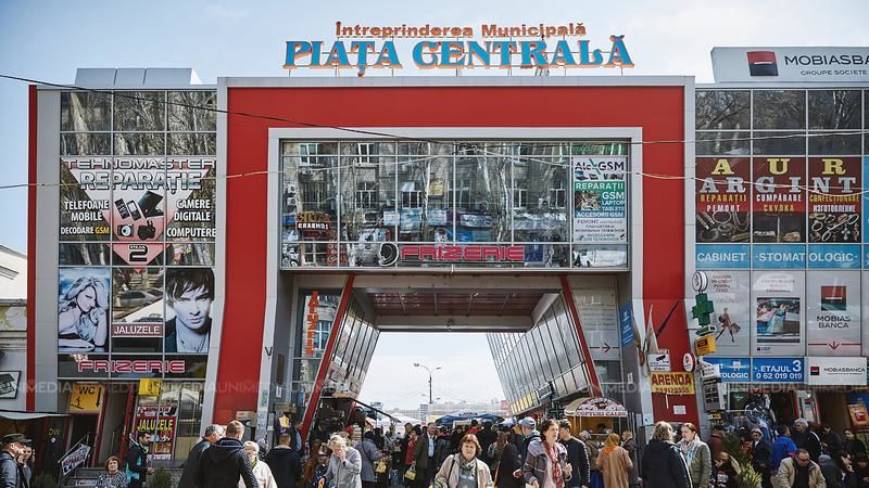 Директор Центрального рынка покинул должность по собственному желанию.