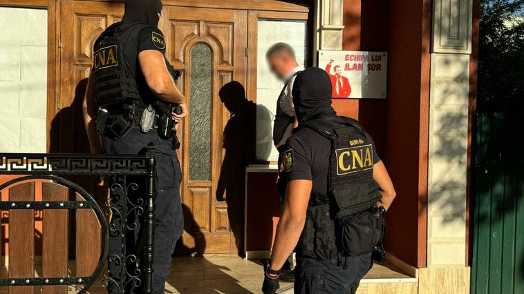 В Комрате прошли обыски по делу о незаконном финансировании партий.