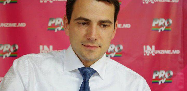Vlad Filat mai are o șansă de reabilitare, printr-o pocăință publică, consideră juristul Radu Bușilă. Foto: flux.md