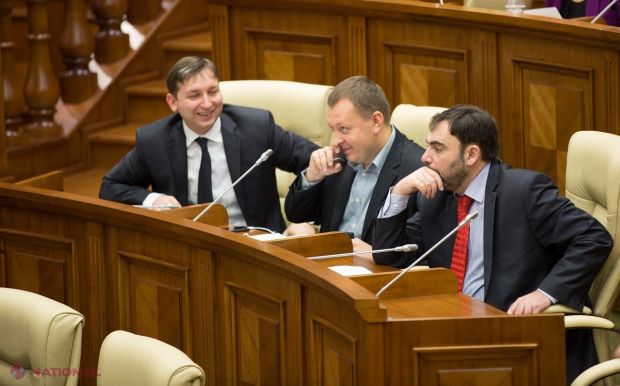 Plecările de astăzi din Partidul Comuniștilor nu au scăpat de criticile foștilor membri ai PCRM.