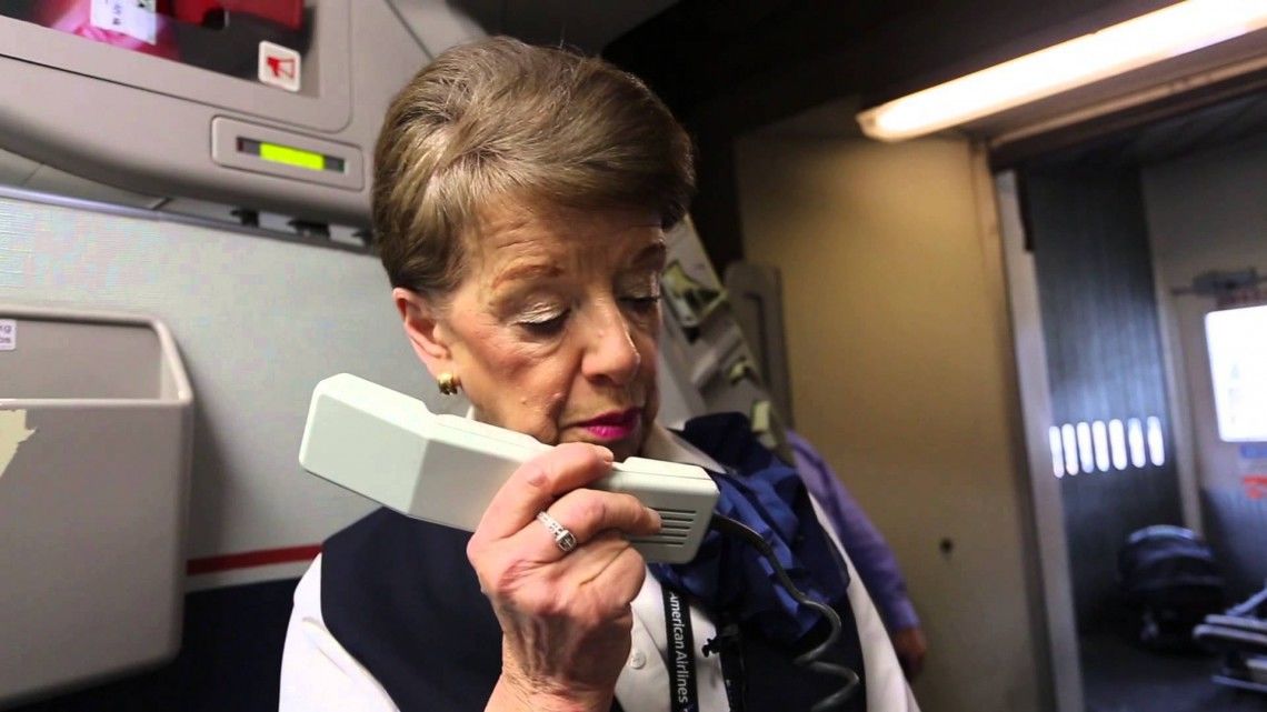 Bette Nash, stewardesa care a petrecut 60 de ani în aer.
