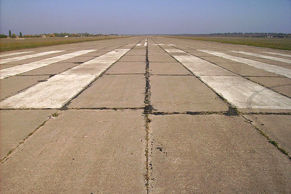 Dacă Ucraina nu va permite transporturi militare pe cale aeriană, rămâne ca Rusia să facă un ocol imens prin România şi Republica Moldova.