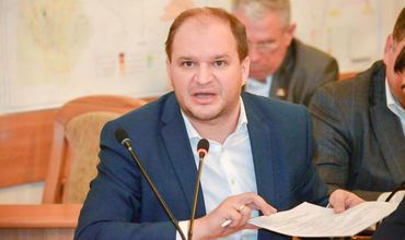 La ce se referă Ceban? Liberalii au scris cereri de aderare la PDM. Foto: point.md